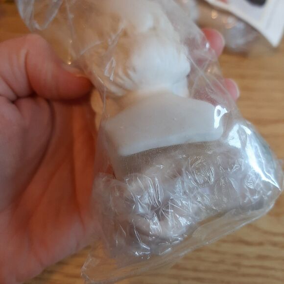 Vtg 1999 Premier Porcelain 3.5" Santa Head & Hands #10652 sealed + 2nd set - Picture 10 of 10